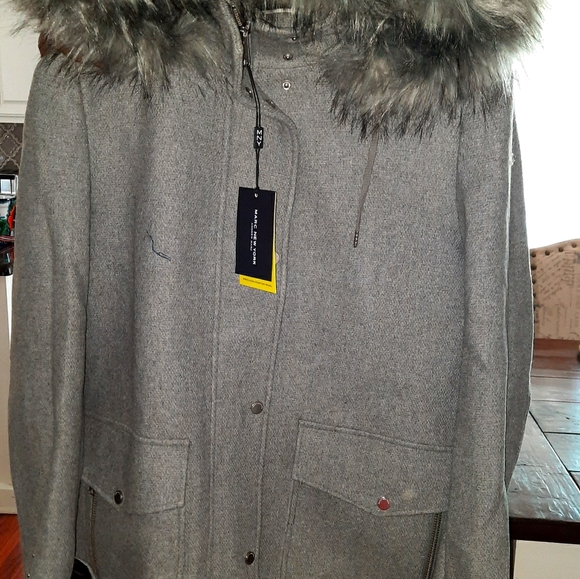 Women peacoats